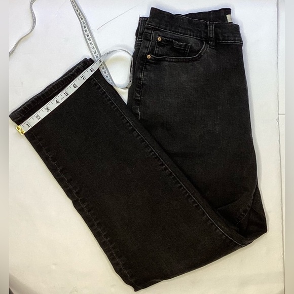 Warp and Weft Women's high waisted black jeans Size 14 - Picture 9 of 10
